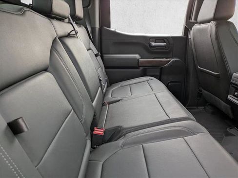 Used 2021 Chevrolet Silverado 1500 LT Trail Boss w/ LT Trail Boss Premium Package image 19