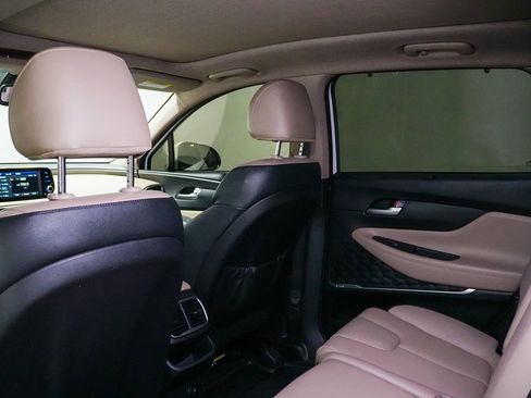 Used 2019 Hyundai Santa Fe Limited FWD image 19