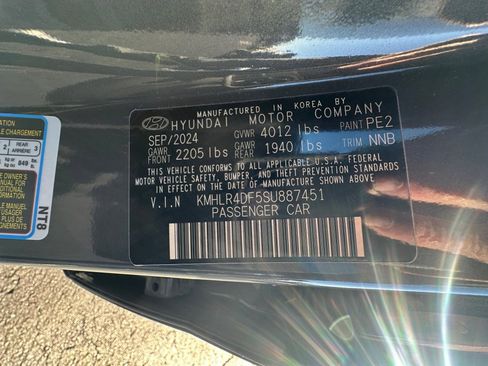 Certified 2025 Hyundai Elantra N Line image 35