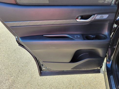 Used 2023 Hyundai Palisade Limited w/ Cargo Package image 31