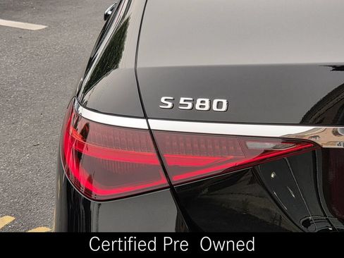 Certified 2023 Mercedes-Benz S 580 4MATIC Sedan image 38