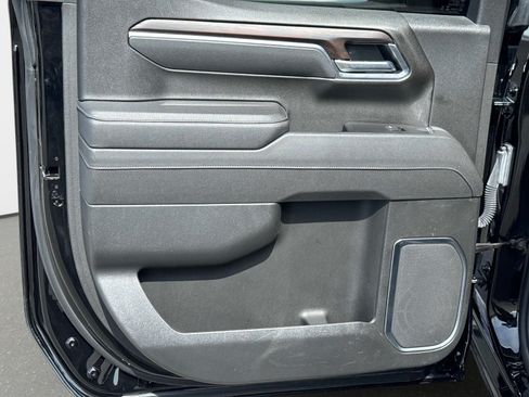 Used 2025 GMC Sierra 1500 SLT AWD/4WD image 14