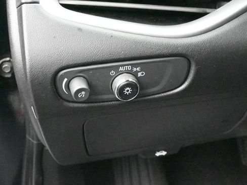 Used 2024 Chevrolet Malibu LT FWD image 16