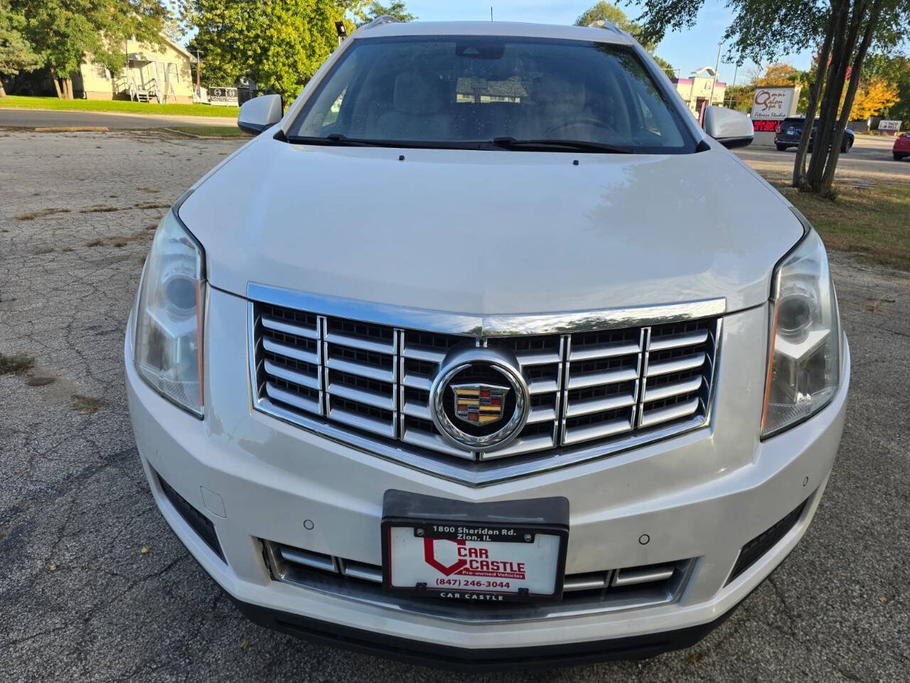 Used 2016 Cadillac SRX Luxury w/ Driver Awareness Package AWD/4WD image 2