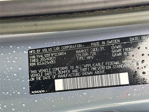 Used 2023 Volvo XC60 B5 Ultimate w/ Protection Package image 34