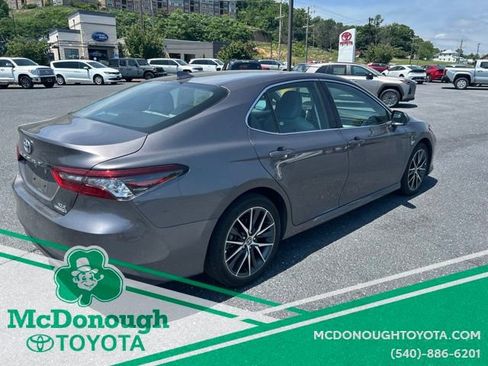 Certified 2022 Toyota Camry XLE w/ Cold Weather Package FWD image 3