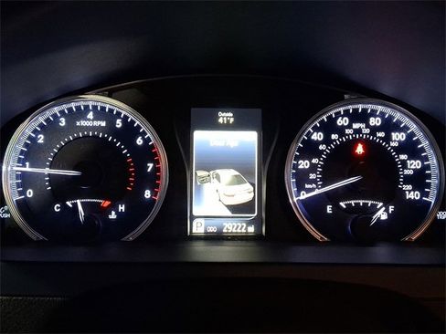 Used 2016 Toyota Camry XLE image 27