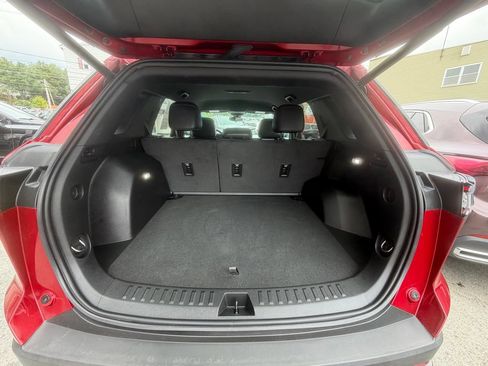 Used 2025 Chevrolet Equinox RS w/ Convenience Package III AWD/4WD image 10