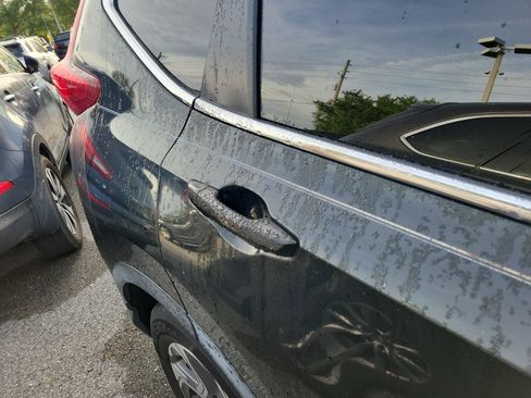 Used 2017 Honda CR-V EX-L image 12