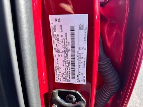 Used 2018 Ford F150 Lariat w/ Equipment Group 502A Luxury AWD/4WD image 29