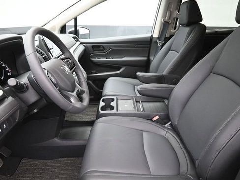 Used 2026 Honda Odyssey EX-L image 17