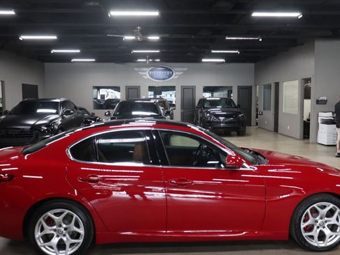 Used 2021 Alfa Romeo Giulia Ti w/ Active Assist 2 Package TI image 6