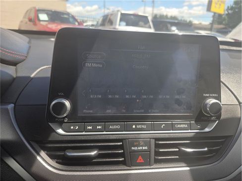 Used 2023 Nissan Altima 2.5 SR AWD/4WD image 19