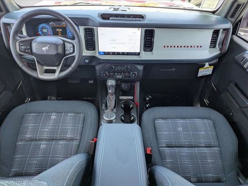 New 2026 Ford Bronco Heritage Edition AWD/4WD image 16