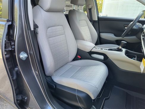 New 2026 Honda HR-V LX image 11