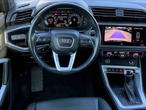 Used 2023 Audi Q3 2.0T Premium image 6