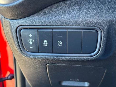 Certified 2025 Kia Soul LX image 21