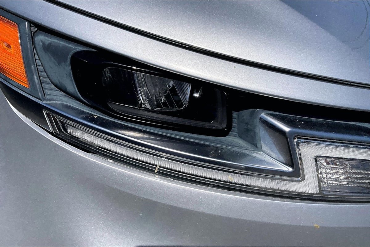 Used 2022 Kia Carnival LX FWD image 30