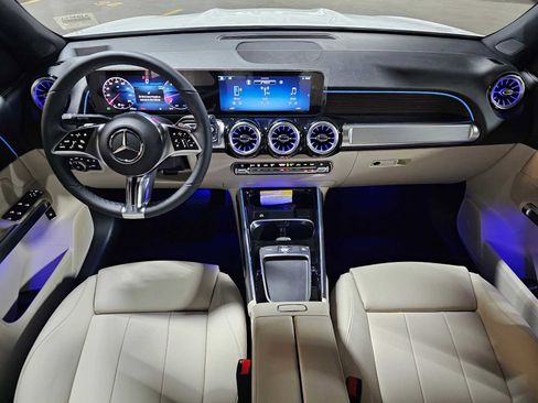 New 2026 Mercedes-Benz GLB 250 4MATIC image 22