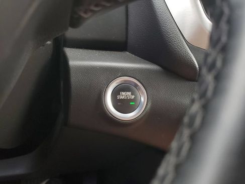 Used 2024 GMC Terrain SLT FWD image 22