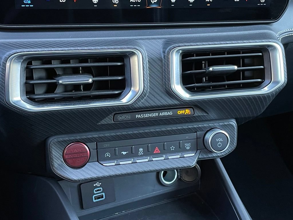 Used 2025 Ford Mustang Premium RWD image 18
