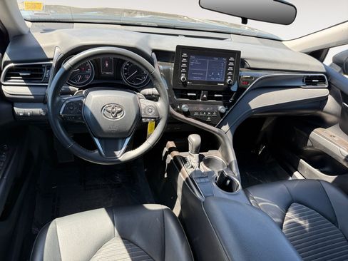 Used 2024 Toyota Camry SE FWD image 15