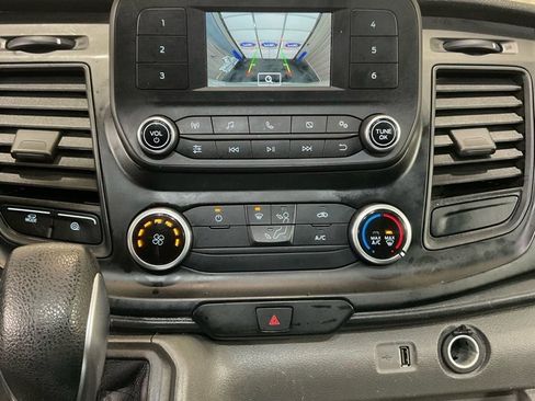 Used 2023 Ford Transit 250 148 High Roof image 17