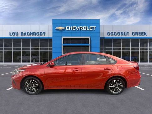Used 2024 Kia Forte LXS FWD image 5