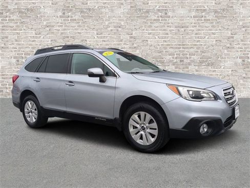 Used 2017 Subaru Outback 2.5i Premium image 1