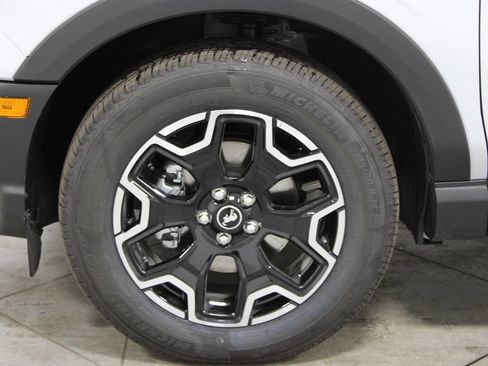 New 2026 Ford Bronco Sport Outer Banks AWD/4WD image 16