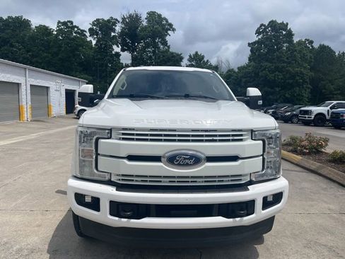 Used 2017 Ford F350 Lariat w/ Lariat Value Package AWD/4WD image 13