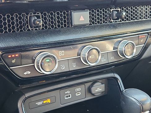 Used 2023 Honda CR-V Sport Touring image 17