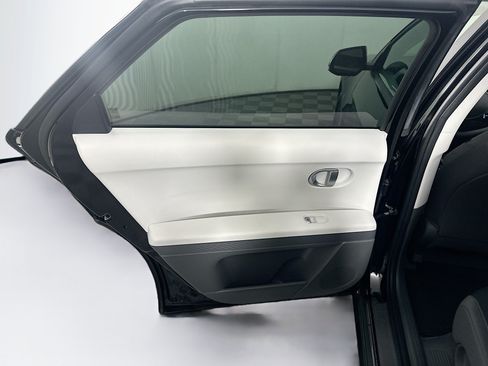 Used 2024 Hyundai Ioniq 5 SEL RWD image 26