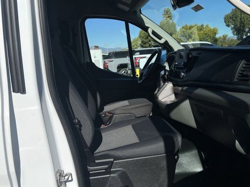 Used 2024 Ford Transit 250 Low Roof w/ Exterior Upgrade Package image 25