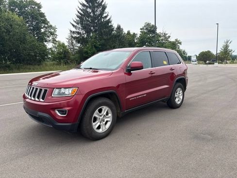 Used 2014 Jeep Grand Cherokee Laredo AWD/4WD image 1