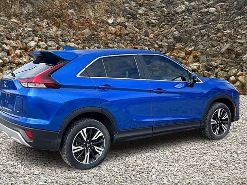 Used 2023 Mitsubishi Eclipse Cross SE image 2