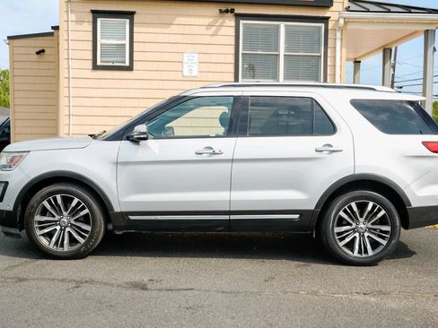 Used 2016 Ford Explorer Platinum AWD/4WD image 8