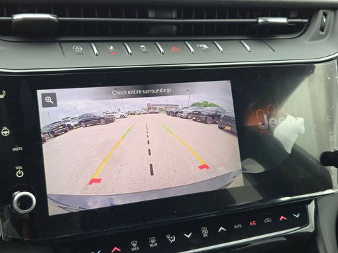 New 2026 Jeep Grand Cherokee L Limited AWD/4WD image 15