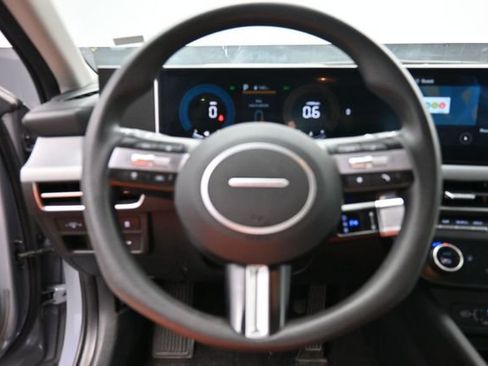 Used 2025 Hyundai Sonata SEL FWD image 20