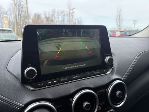 Used 2025 Nissan Sentra SV image 22