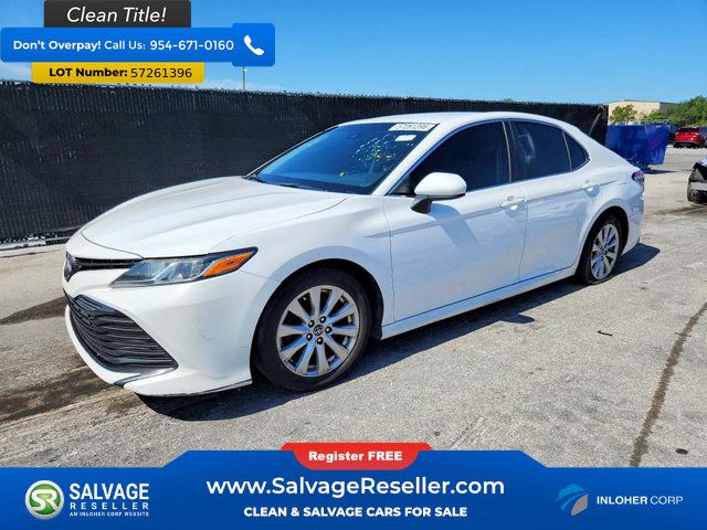 Used 2018 Toyota Camry LE FWD image 1