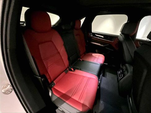 New 2026 Porsche Cayenne E-Hybrid image 29
