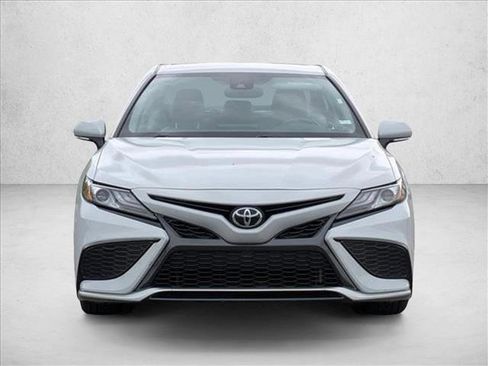 Used 2023 Toyota Camry XSE image 8