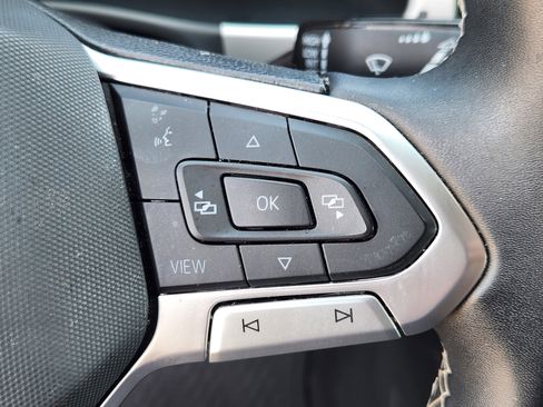 Used 2022 Volkswagen Atlas Cross Sport SE image 23