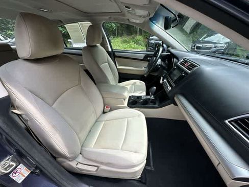 Used 2016 Subaru Legacy 2.5i Premium AWD/4WD image 19