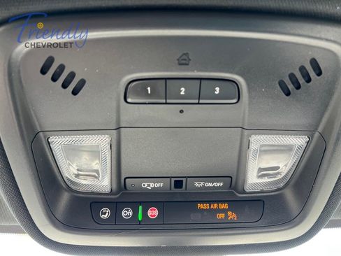 Certified 2023 Chevrolet Traverse LT w/ LPO, Floor Liner Package AWD/4WD image 32
