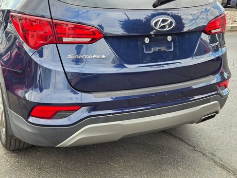 Used 2018 Hyundai Santa Fe Sport w/ 2.4L Value Package 02 FWD image 5