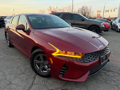 Used 2023 Kia K5 LXS image 59