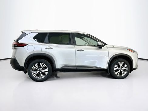 Used 2023 Nissan Rogue SV AWD/4WD image 10