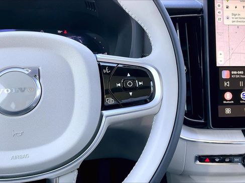 New 2026 Volvo XC60 T8 Ultra w/ Protection Package Premier image 18